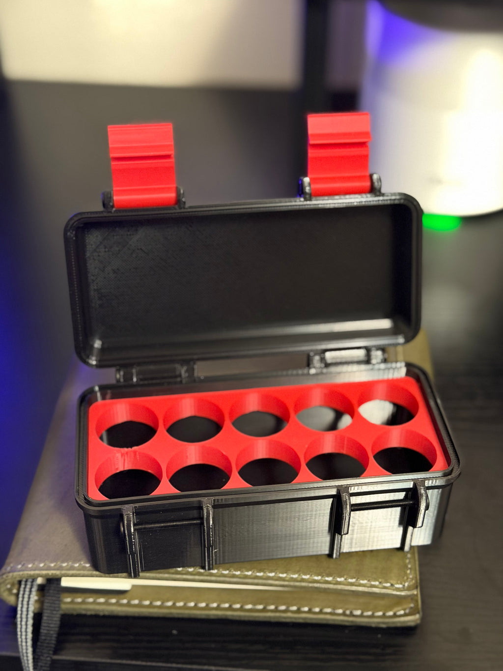 10-Vial 10mL Latched Case